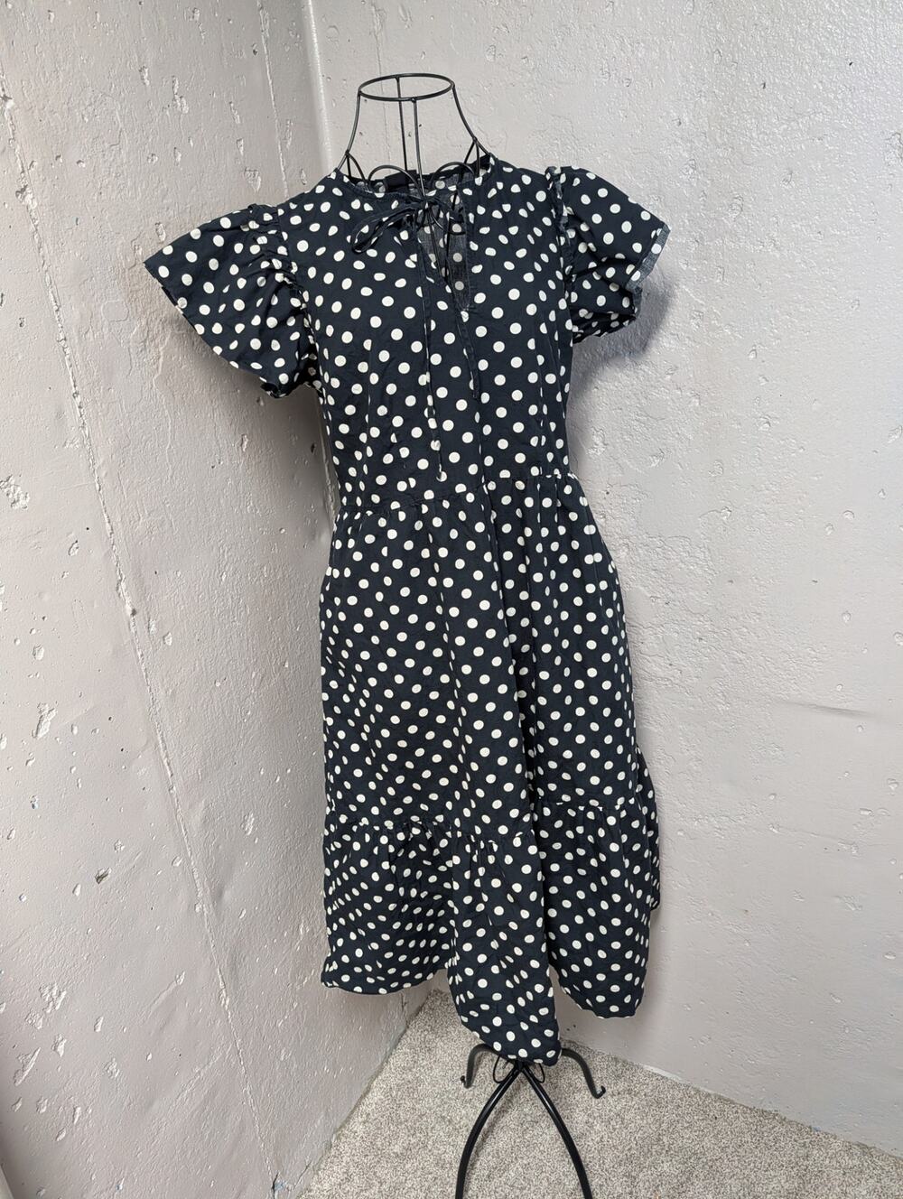 Who What Wear Black Polka Dot Puff Sleeve Ruffle Midi